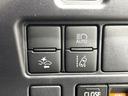 ヴォクシー ＺＳ　煌ＩＩＩ　純正１０型ＳＤナビ　フルセグ　両側電動ドア　合皮コンビシート　バックカメラ　衝突被害軽減　禁煙車　コーナーセンサーＬＥＤヘッド　ビルトインＥＴＣ　クルコン　純正１６インチアルミ　オートハイビーム（5枚目）