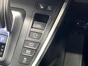 ハイブリッドＳ－Ｚ　快適利便ＰＫＧ　トヨタチームメイト　サイドステップ　３眼ＬＥＤヘッド　純正１０型ナビ　全周囲カメラ　衝突軽減　レーダークルーズ　両側電動ドア　シートヒーター　電動バックドア　ＡＣ１００Ｖ電源　ＥＴＣ（51枚目）