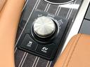 ＲＸ４５０ｈ　バージョンＬ　４ＷＤ　サンルーフ　１２型メーカーナビ　全周囲カメラ　１００Ｖ電源　衝突被害軽減　レーダークルーズ　禁煙車　電動リアゲート　レザーシート　全席シートヒーター　前席シートエアコン　ドラレコ　フルセグ（56枚目）