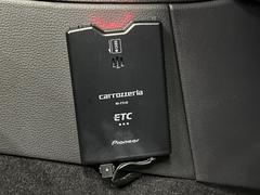 【ＥＴＣ】高速道路の料金所をストレスなく通過！話題のスポットやサービスエリアに多い「スマートIntercooler」利用時は必須のアイテムです。当店でセットアップを実施、ご納車当日からすぐにご利用いただけます！ 6