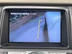 【サイドカメラ】停車・駐車時に死角になりがちな運転席から見えづらい部分の障害物を確認できます！雨天時や夜間などは特に活躍してくれるアイテムです。 6