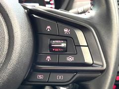 ������®�ɽ���ǽ�ե��롼������ȥ�����۹�®ƻϩ�Ǥ�Ĺ��Υ���Ԥ��ڤˡ�����ư��®�٤��ݤĥ��롼������ȥ����뤬�����ͷڸ������ƥ��Ϣ�Ȥ��������μ�ξ���Τ��Ƽִ֤��ݤĤ褦��®��Ĵ�ᤷ�Ƥ���ޤ����� 6