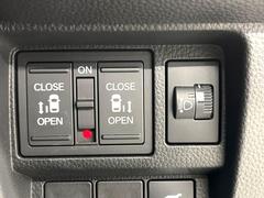 ��ξ¦�ѥ���饤�ɥɥ��ۥ��ޡ��ȥ����䱿ž�ʤΥ����å��Ǹ���ξ¦���饤�ɥɥ��γ��Ĥ���ǽ����ư�������Ϥ�����ƥɥ��򳫤���ɬ�פ�̵���������ʤ����ͤǤ��ñ�˳����Ĥ�Ǥ���Ŭ�Ǥ��� 5