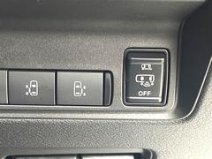 �ڥϥ󥺥ե꡼��ǽ�դ�ξ¦�ѥ���饤�ɥɥ��ۥ��饤�ɥɥ��β���­�������Ƥ��������ȡ���ưŪ�˥��饤�ɥɥ������Ĥ��ޤ�����ʪ��ξ�꤬�դ����ä����֤Ǥ⡢�ɥ��γ��Ĥ��Ǥ��ƤȤäƤ������� 5