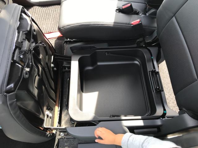 モコ Ｅ　フル装備　禁煙車　タイミングチェーン車　プッシュスタート　スマートキー　衝突安全ボディー　盗難防止システム　ベンチシート　フルフラット　プライバシーガラス　ＬＥＤライト（34枚目）