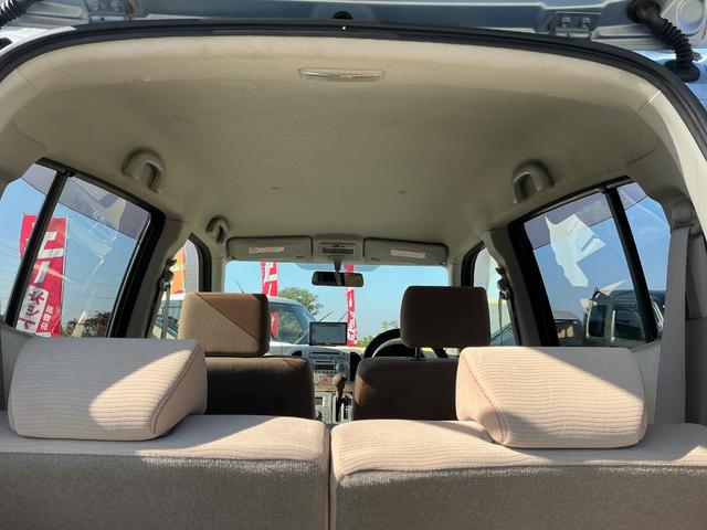 ＭＲワゴン Ｘ　フル装備　タイミングチェーン車　禁煙車　ポータブルナビ　スマートキー　衝突安全ボディー　盗難防止システム　ベンチシート　フルフラット（17枚目）