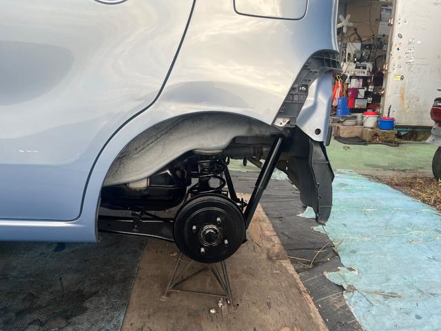 ＭＲワゴン Ｘ　フル装備　タイミングチェーン車　禁煙車　ポータブルナビ　スマートキー　衝突安全ボディー　盗難防止システム　ベンチシート　フルフラット（49枚目）