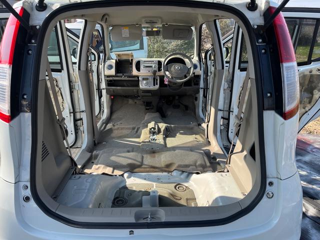 ＭＲワゴン Ｘ　フル装備　タイミングチェーン車　禁煙車　ポータブルナビ　スマートキー　衝突安全ボディー　盗難防止システム　ベンチシート　フルフラット（50枚目）