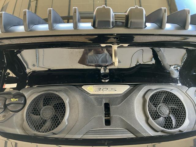 911 911カレラS レザーインテリア PDCC スポーツクロノパッケージ 20/21インチカレラクラシックホイール マトリックスLEDヘッドライト ブラックアルミニウムインテリアパッケージ BOSEサウンドシステム(15枚目)