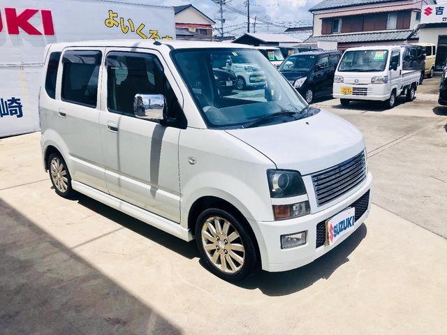 RR-DI ターボ車 車検整備付 HIDヘッドライト フォグランプ キーレス 純正アルミ 電動格納ミラー フルフラット ベンチシート CDオーディオ タイミングチェーン 運転席 助手席エアバック 衝突安全ボディー(8枚目)