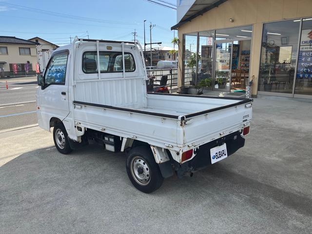 サンバートラック 　４ＷＤ　ギア車　エアコン　パワステ　車検整備付　６６，０００キロ　エアバック（13枚目）