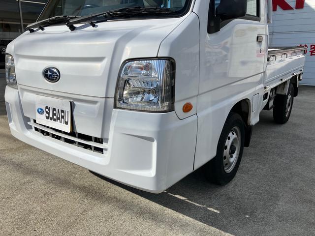サンバートラック 　４ＷＤ　ギア車　エアコン　パワステ　車検整備付　６６，０００キロ　エアバック（18枚目）