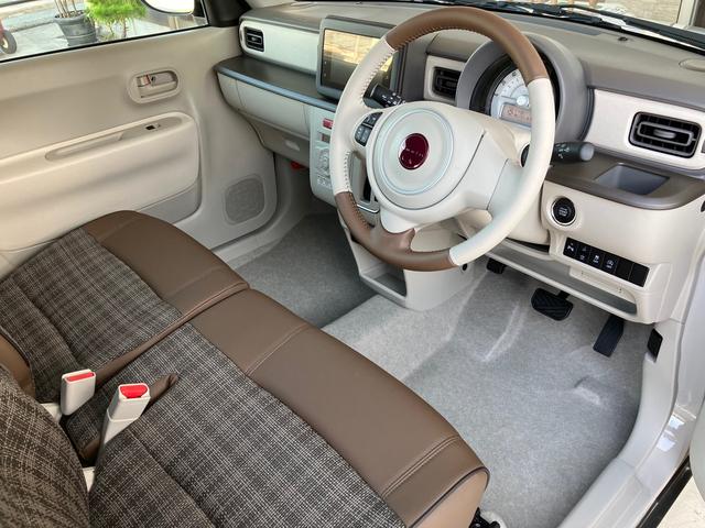 アルトラパンＬＣ Ｌ　届出済未使用車　１０キロ　衝突被害軽減ブレーキ　クリアランスソナー　ＵＳＢソケット　シートヒーター　ステアリングスイッチ　ＨＩＤヘッドライト　プッシュスタート　スマートキー　電動格納ミラー　記録簿（7枚目）