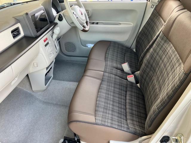 アルトラパンＬＣ Ｌ　届出済未使用車　１０キロ　衝突被害軽減ブレーキ　クリアランスソナー　ＵＳＢソケット　シートヒーター　ステアリングスイッチ　ＨＩＤヘッドライト　プッシュスタート　スマートキー　電動格納ミラー　記録簿（41枚目）