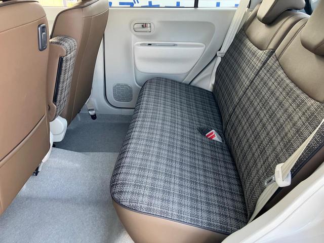 アルトラパンＬＣ Ｌ　届出済未使用車　１０キロ　衝突被害軽減ブレーキ　クリアランスソナー　ＵＳＢソケット　シートヒーター　ステアリングスイッチ　ＨＩＤヘッドライト　プッシュスタート　スマートキー　電動格納ミラー　記録簿（42枚目）