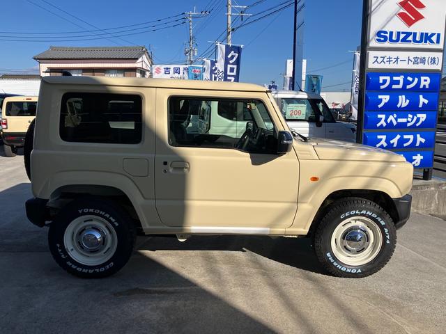 ジムニー ＸＣ　届出済未使用車　衝突被害軽減ブレーキ　ナビ　バックカメラ　Ｂｌｕｅｔｏｏｔｈ　ドラレコ前後　ＥＴＣ　クリアランスソナー　ＬＥＤライト　パートタイム４ＷＤ　シートヒータ　オートクルーズ（8枚目）