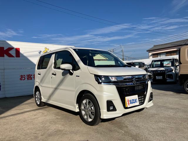 ワゴンＲカスタムＺ ハイブリッドＺＸ　届出済未使用車　１０キロ　衝突被害軽減ブレーキ　クリアランスソナー　ＵＳＢソケット　シートヒーター　ステアリングスイッチ　ＬＥＤヘッドライト　プッシュスタート　スマートキー　電動格納ミラー　記録簿（8枚目）