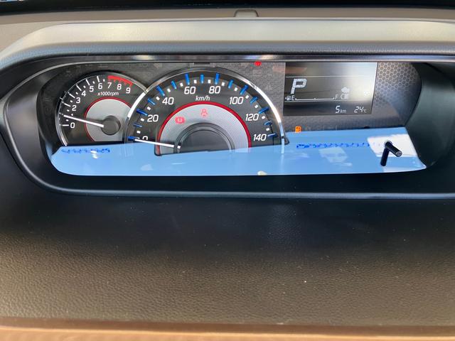 ワゴンＲカスタムＺ ハイブリッドＺＸ　届出済未使用車　１０キロ　衝突被害軽減ブレーキ　クリアランスソナー　ＵＳＢソケット　シートヒーター　ステアリングスイッチ　ＬＥＤヘッドライト　プッシュスタート　スマートキー　電動格納ミラー　記録簿（40枚目）