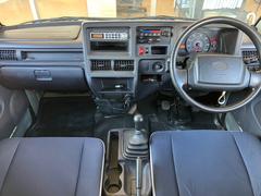 ★当社は中古車販売をメインでしています！！常時５０台以上在庫がございます！　そして、スズキのサブディーラーでもあります★ 4