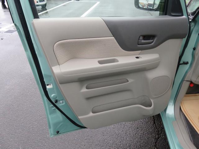 XS ・純正ナビTV・バックカメラ・Bluetooth・ETC・左電動・禁煙車・保証書(27枚目)