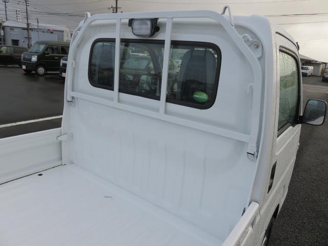 SDX ・4WD・パワステ・エアコン・届出済未使用車・荷台ゴムマット・ゲートプロテクター付・最終型(7枚目)