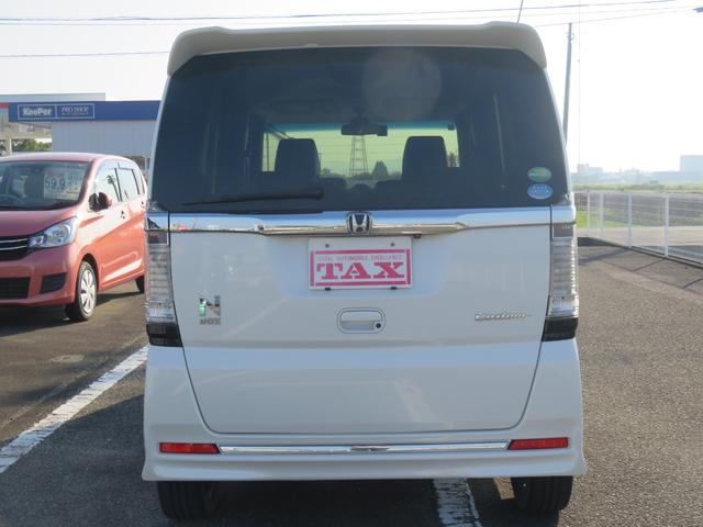 Ｎ－ＢＯＸカスタム Ｇ・ターボＬパッケージ　純正ワンセグＴＶナビ・ＣＤ・Ｂｌｕｅｔｏｏｔｈ・リヤカメラ・ＥＴＣ・前ドラレコ・両側電動スライドドア・クルーズコントロール（7枚目）