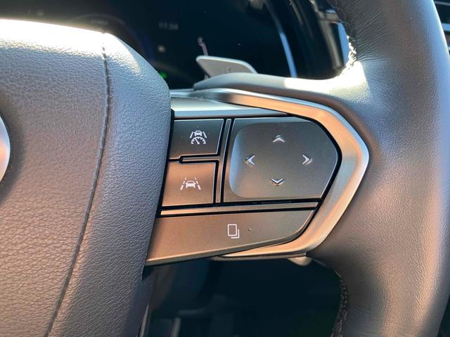 ＲＸ ＲＸ３５０ｈ　バージョンＬ　全周囲カメラ　クリアランスソナー　オートクルーズコントロール　レーンアシスト　パワーシート　パークアシスト　衝突被害軽減システム　サンルーフ　ナビ　ＴＶ　オートマチックハイビーム　オートライト（10枚目）