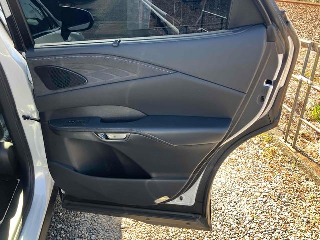 ＲＸ ＲＸ３５０ｈ　バージョンＬ　全周囲カメラ　クリアランスソナー　オートクルーズコントロール　レーンアシスト　パワーシート　パークアシスト　衝突被害軽減システム　サンルーフ　ナビ　ＴＶ　オートマチックハイビーム　オートライト（63枚目）