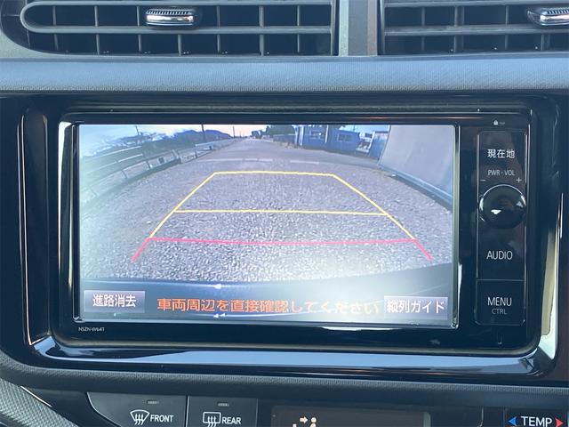 アクア Ｓ　ＥＴＣ　バックカメラ　ナビ　ＴＶ　オートライト　スマートキー　電動格納ミラー　シートヒーター　ＣＶＴ　衝突安全ボディ　ＡＢＳ　ＥＳＣ　ＣＤ　ＤＶＤ再生　Ｂｌｕｅｔｏｏｔｈ　エアコン　パワーステアリング（6枚目）