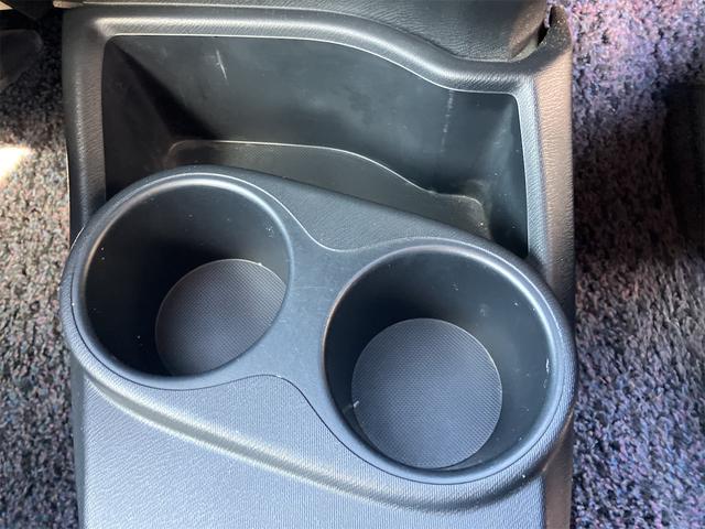 アクア Ｓ　ＥＴＣ　バックカメラ　ナビ　ＴＶ　オートライト　スマートキー　電動格納ミラー　シートヒーター　ＣＶＴ　衝突安全ボディ　ＡＢＳ　ＥＳＣ　ＣＤ　ＤＶＤ再生　Ｂｌｕｅｔｏｏｔｈ　エアコン　パワーステアリング（39枚目）