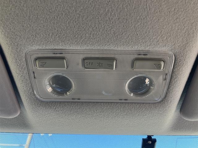 アクア Ｓ　ＥＴＣ　バックカメラ　ナビ　ＴＶ　オートライト　スマートキー　電動格納ミラー　シートヒーター　ＣＶＴ　衝突安全ボディ　ＡＢＳ　ＥＳＣ　ＣＤ　ＤＶＤ再生　Ｂｌｕｅｔｏｏｔｈ　エアコン　パワーステアリング（44枚目）