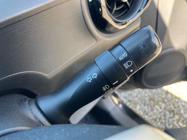 アクア Ｓ　ＥＴＣ　バックカメラ　ナビ　ＴＶ　オートライト　スマートキー　電動格納ミラー　シートヒーター　ＣＶＴ　衝突安全ボディ　ＡＢＳ　ＥＳＣ　ＣＤ　ＤＶＤ再生　Ｂｌｕｅｔｏｏｔｈ　エアコン　パワーステアリング（50枚目）