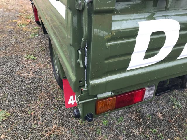 デリカトラック 　４ＷＤ　ディーゼル　５速　エアコン　パワーステ　７４１６６キロ　シート　天張　張り替済み（80枚目）