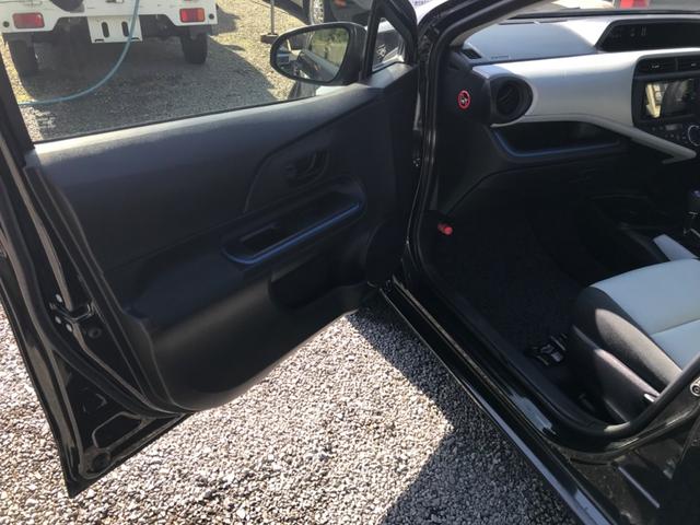 アクア Ｓ　ナビ地デジ　ＥＴＣ　電格サイドミラー　オートライト　プッシュスタート　ドラレコ前後　タイヤ交換済（17枚目）