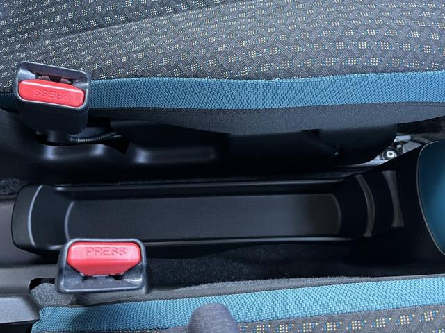 ハスラー ハイブリッドＸ　デュアルカメラブレーキサポート　マイルドハイブリッド　ディスプレイオーディオ　ＣＶＴ　オートエアコン　リモコンキー　キーレススタート　オートライト　　シートヒーター　ＥＳＰ　ＬＥＤ　フォグ　アルミ（38枚目）