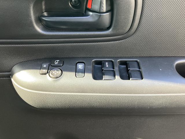 ワゴンＲスマイル ハイブリッドＳ　デュアルセンサーブレーキサポート２　マイルドハイブリッド　電動左側スライドドア　全方位ナビ　ＣＶＴ　オートエアコン　リモコンキー　キーレススタート　オートライト　オーディオスイッチ　ＡＣＣ　ＬＥＤ（26枚目）