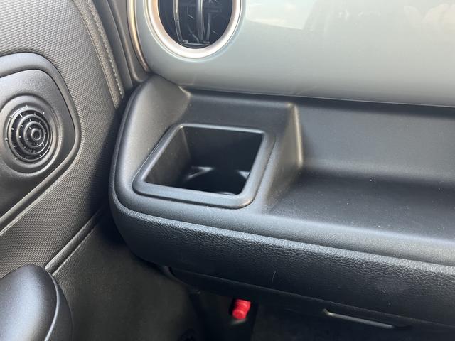 ワゴンＲスマイル ハイブリッドＳ　デュアルセンサーブレーキサポート２　マイルドハイブリッド　電動左側スライドドア　全方位ナビ　ＣＶＴ　オートエアコン　リモコンキー　キーレススタート　オートライト　オーディオスイッチ　ＡＣＣ　ＬＥＤ（40枚目）