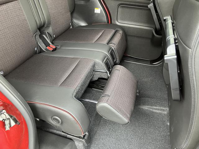 �}���`���[�X�t���b�v�̓I�b�g�}���ɂ����ʂ̉ו��̗����ɂȂ�X�g�b�p�[�ɂ��Ȃ�܂��B