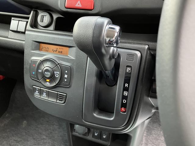 アルト ハイブリッドＸ　デュアルセンサーブレーキサポートＩＩ　マイルドハイブリッド　オーディオレス　全方位カメラ　ＣＶＴ　リモコンキー　キーレススタート　オートエアコン　オーディオスイッチ　シートヒーター　ＬＥＤ　アルミ（7枚目）