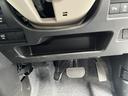 ハイブリッドＳ　デュアルセンサーブレーキサポート２　マイルドハイブリッド　電動左側スライドドア　全方位ナビ　ＣＶＴ　オートエアコン　リモコンキー　キーレススタート　オートライト　オーディオスイッチ　ＡＣＣ　ＬＥＤ（43枚目）