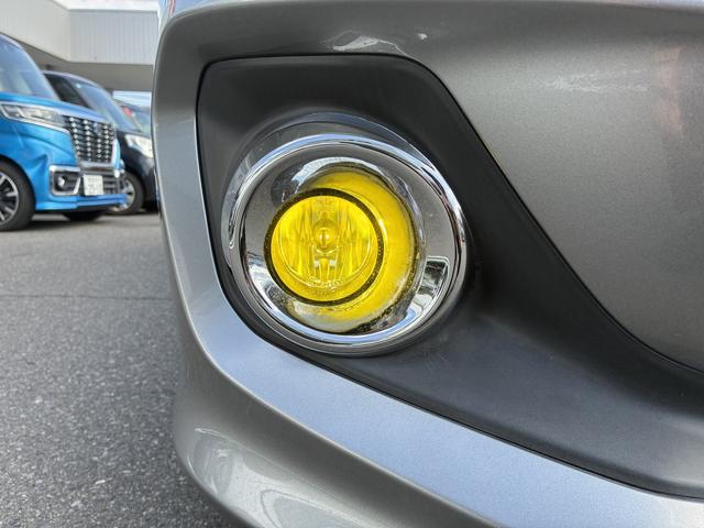 スイフト ハイブリッドＲＳ　デュアルセンサーブレーキサポート　マイルドハイブリッド　ＣＤ／ＤＶＤ　ＣＶＴ　リモコンキー　キーレススタート　オートライト　オートエアコン　オーディオスイッチ　ＡＣＣ　シートヒーター　ＥＳＰ　ＬＥＤ（57枚目）