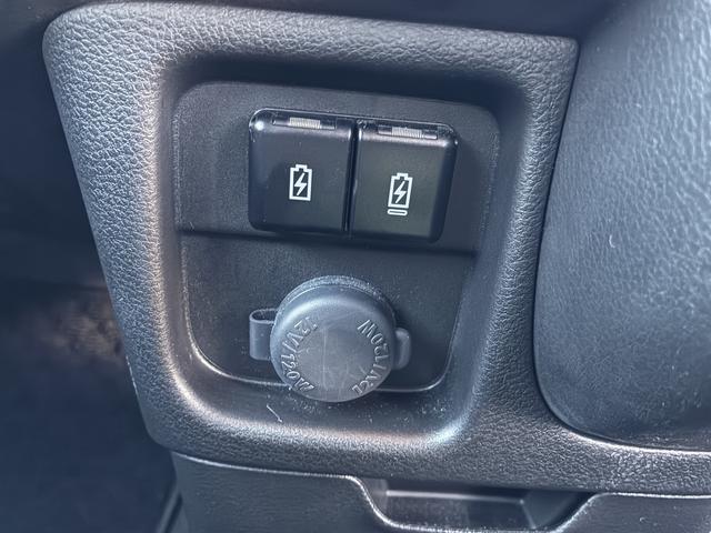 ソリオバンディット ハイブリッドＭＶ　デュアルカメラブレーキサポート　マイルドハイブリッド　両側電動スライドドア　ナビ　全方位カメラ　ＣＶＴ　オートエアコン　リモコンキー　キーレススタート　オートライト　オーディオスイッチ　ＡＣＣ　ＬＥＤ（25枚目）