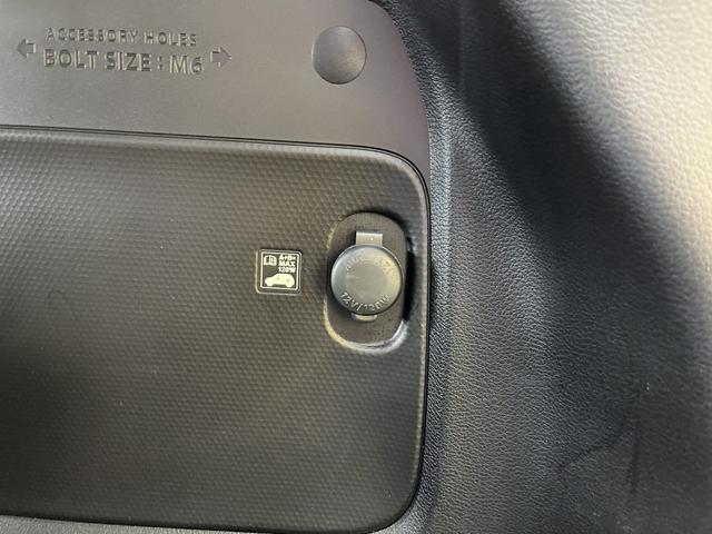 クロスビー ハイブリッドMZ 衝突被害軽減ブレーキ マイルドハイブリッド ターボ 6AT ナビ 全方位カメラ オートエアコン リモコンキー キーレススタート オートライト シートヒーター オーディオスイッチ ACC LED アルミ(20枚目)