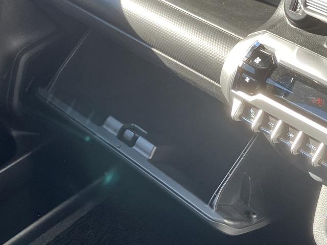 クロスビー ハイブリッドMZ 衝突被害軽減ブレーキ マイルドハイブリッド ターボ 6AT ナビ 全方位カメラ オートエアコン リモコンキー キーレススタート オートライト シートヒーター オーディオスイッチ ACC LED アルミ(39枚目)