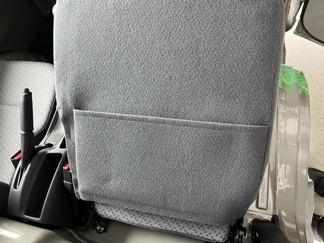 キャリイトラック KCエアコン・パワステ デュアルカメラブレーキサポート ドライブセレクト4WD アイドリングストップ 5MT AM/FMラジオ マニュアルエアコン パワステ パワーウィンドウ キーレス オートライト ヘッドライトレベライザー(26枚目)