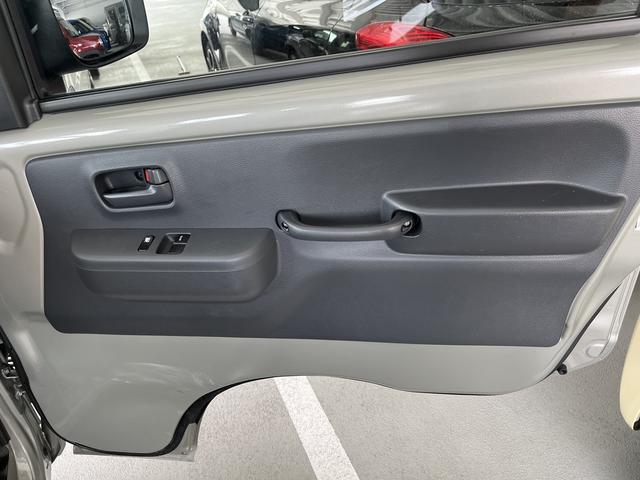 キャリイトラック KCエアコン・パワステ デュアルカメラブレーキサポート ドライブセレクト4WD アイドリングストップ 5MT AM/FMラジオ マニュアルエアコン パワステ パワーウィンドウ キーレス オートライト ヘッドライトレベライザー(42枚目)