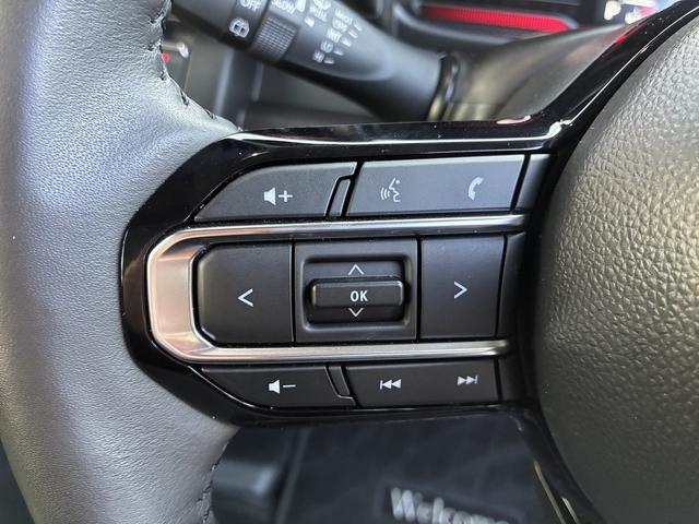 �X�e�A�����O�X�C�b�`�𑀍�ŃC���t�H���[�V�����f�B�X�v���C�̏Փ˔�Q�y���u���[�L�@�\�I���ł��܂��B