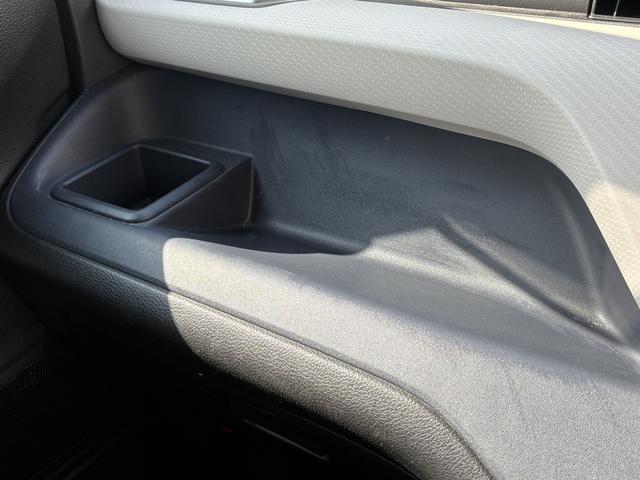 �e�B�b�V���{�b�N�X���u����C���p�l�g���[�ł��B