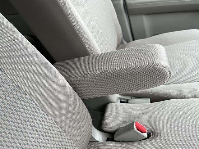 エブリイワゴン ＰＺターボ　標準ルーフ　デュアルカメラブレーキサポート　アイドリングストップ　両側スライドドア　オーディオレス　ＣＶＴ　オートエアコン　リモコンキー　キーレススタート　オートライト　オーディオスイッチ　ＬＥＤ　フォグ（28枚目）