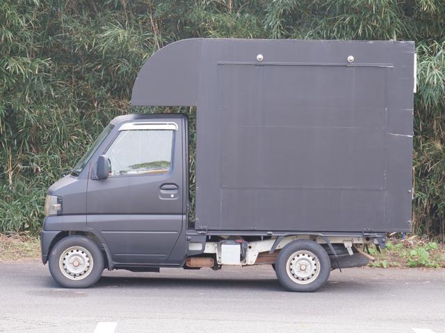 ミニキャブトラック 　車検令和９年８月　キッチンカー　移動販売車　フードトラック　販売窓　照明　換気扇　コンセント　オートマ　エアコン（17枚目）